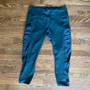 Forest Green cropped leggings with pockets